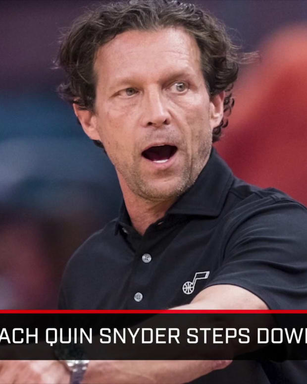 QUIN SNYDER STEPS DOWN